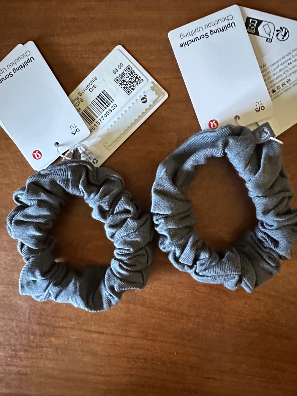 Lululemon Uplifting Scrunchie Duo in Heather Gray-Anchor NWT - Picture 6 of 6